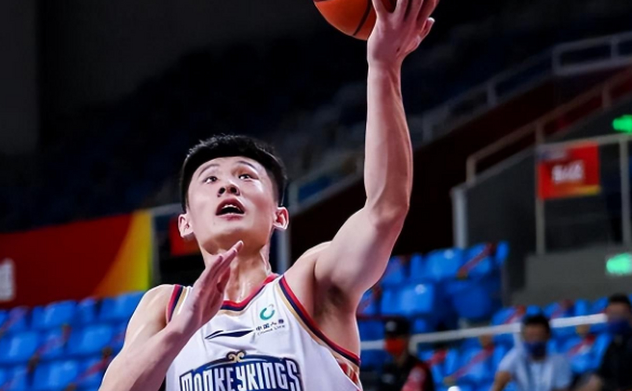 九游游戏排行榜2025Ning重返赛场，晋级下一阶段首场状态出色，快船观众沸腾！引发球迷热议的简单介绍